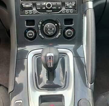 Белый Пежо 3008, объемом двигателя 2 л и пробегом 259 тыс. км за 10900 $, фото 7 на Automoto.ua