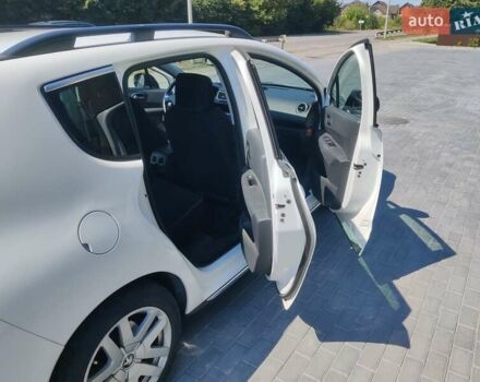 Білий Пежо 3008, об'ємом двигуна 2 л та пробігом 203 тис. км за 12000 $, фото 14 на Automoto.ua