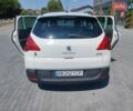 Білий Пежо 3008, об'ємом двигуна 2 л та пробігом 203 тис. км за 12000 $, фото 7 на Automoto.ua
