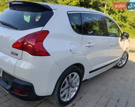 Білий Пежо 3008, об'ємом двигуна 2 л та пробігом 218 тис. км за 10500 $, фото 8 на Automoto.ua