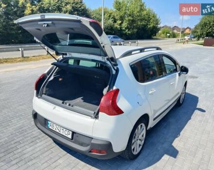 Білий Пежо 3008, об'ємом двигуна 2 л та пробігом 203 тис. км за 12000 $, фото 4 на Automoto.ua
