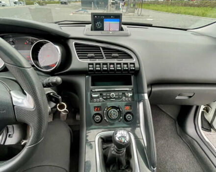 Белый Пежо 3008, объемом двигателя 1.6 л и пробегом 176 тыс. км за 11300 $, фото 14 на Automoto.ua