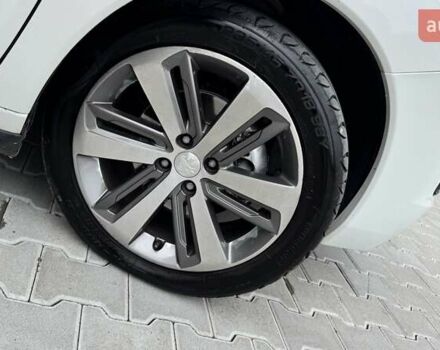 Пежо 3008 2014 в Тернополе на Automoto.ua Белый Пежо 3008, объемом двигателя 2 л и пробегом 131 тыс. км за 14699 $, фото 11 на Automoto.ua