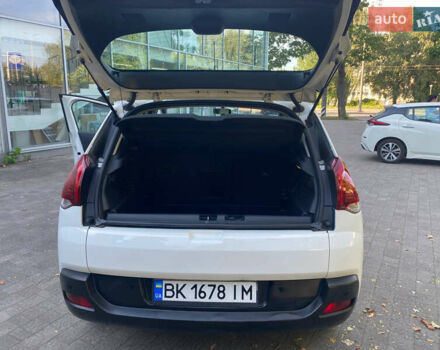 Пежо 3008 2014 в Ровно на Automoto.ua Белый Пежо 3008, объемом двигателя 1.56 л и пробегом 215 тыс. км за 10450 $, фото 17 на Automoto.ua
