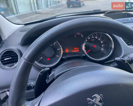 Пежо 3008 2014 в Ровно на Automoto.ua Белый Пежо 3008, объемом двигателя 1.56 л и пробегом 215 тыс. км за 10450 $, фото 14 на Automoto.ua