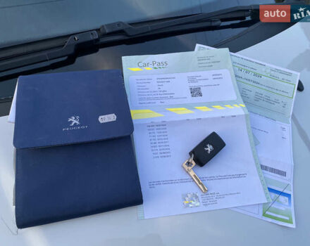 Білий Пежо 3008, об'ємом двигуна 1.6 л та пробігом 236 тис. км за 10999 $, фото 91 на Automoto.ua