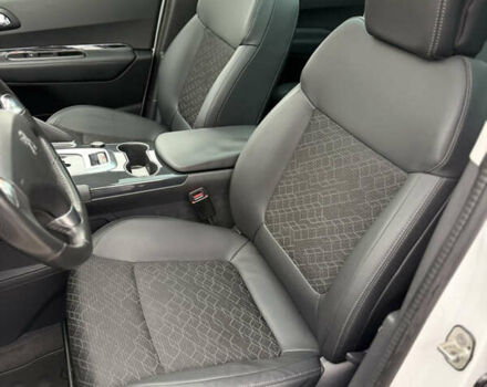 Белый Пежо 3008, объемом двигателя 1.6 л и пробегом 238 тыс. км за 12399 $, фото 42 на Automoto.ua