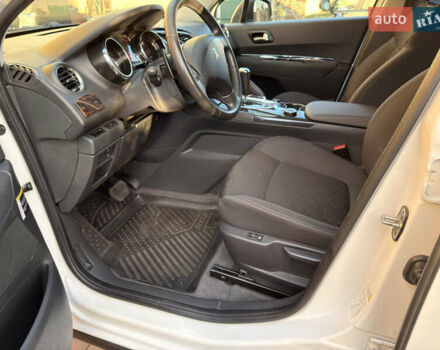 Пежо 3008 2015 у Івано-Франківську на Automoto.ua Білий Пежо 3008, об'ємом двигуна 1.6 л та пробігом 64 тис. км за 13900 $, фото 28 на Automoto.ua