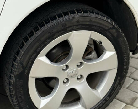 Белый Пежо 3008, объемом двигателя 1.6 л и пробегом 238 тыс. км за 12399 $, фото 34 на Automoto.ua