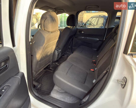 Пежо 3008 2015 у Івано-Франківську на Automoto.ua Білий Пежо 3008, об'ємом двигуна 1.6 л та пробігом 64 тис. км за 13900 $, фото 43 на Automoto.ua