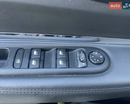 Белый Пежо 3008, объемом двигателя 2 л и пробегом 141 тыс. км за 13600 $, фото 45 на Automoto.ua