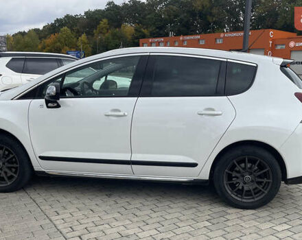 Белый Пежо 3008, объемом двигателя 2 л и пробегом 141 тыс. км за 13600 $, фото 3 на Automoto.ua