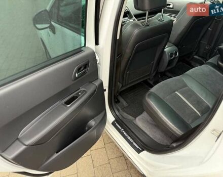 Белый Пежо 3008, объемом двигателя 1.6 л и пробегом 196 тыс. км за 13350 $, фото 47 на Automoto.ua