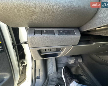 Белый Пежо 3008, объемом двигателя 1.56 л и пробегом 204 тыс. км за 10700 $, фото 32 на Automoto.ua