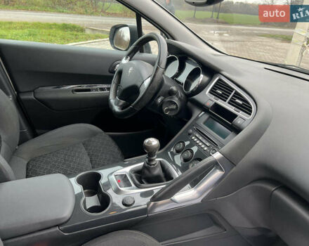 Белый Пежо 3008, объемом двигателя 1.56 л и пробегом 164 тыс. км за 9700 $, фото 17 на Automoto.ua