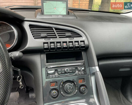 Белый Пежо 3008, объемом двигателя 2 л и пробегом 141 тыс. км за 13600 $, фото 15 на Automoto.ua