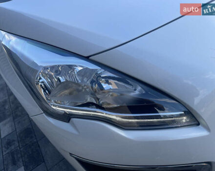 Белый Пежо 3008, объемом двигателя 2 л и пробегом 141 тыс. км за 13600 $, фото 54 на Automoto.ua