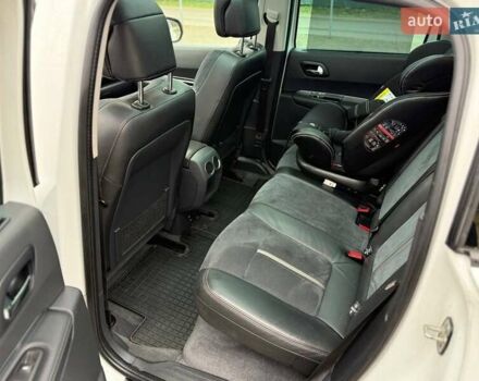 Белый Пежо 3008, объемом двигателя 1.6 л и пробегом 196 тыс. км за 13350 $, фото 71 на Automoto.ua