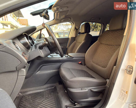 Пежо 3008 2015 у Івано-Франківську на Automoto.ua Білий Пежо 3008, об'ємом двигуна 1.6 л та пробігом 64 тис. км за 13900 $, фото 42 на Automoto.ua