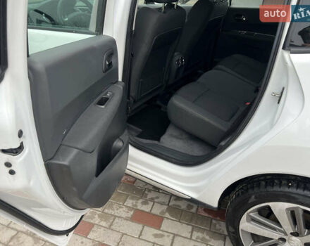 Белый Пежо 3008, объемом двигателя 1.56 л и пробегом 164 тыс. км за 9700 $, фото 23 на Automoto.ua