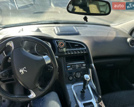 Белый Пежо 3008, объемом двигателя 1.56 л и пробегом 204 тыс. км за 10700 $, фото 24 на Automoto.ua