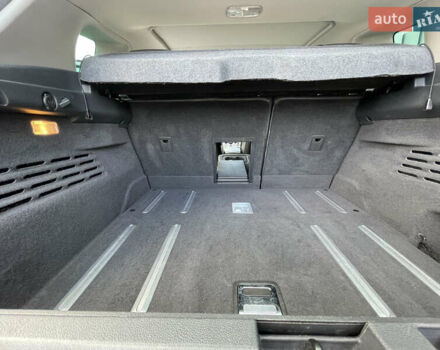 Белый Пежо 3008, объемом двигателя 2 л и пробегом 141 тыс. км за 13600 $, фото 19 на Automoto.ua