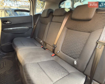 Пежо 3008 2015 у Івано-Франківську на Automoto.ua Білий Пежо 3008, об'ємом двигуна 1.6 л та пробігом 64 тис. км за 13900 $, фото 47 на Automoto.ua