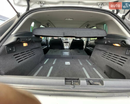 Белый Пежо 3008, объемом двигателя 2 л и пробегом 141 тыс. км за 13600 $, фото 18 на Automoto.ua