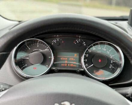 Белый Пежо 3008, объемом двигателя 1.6 л и пробегом 238 тыс. км за 12399 $, фото 40 на Automoto.ua