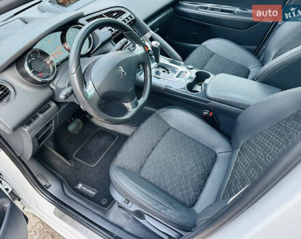 Белый Пежо 3008, объемом двигателя 1.6 л и пробегом 100 тыс. км за 11999 $, фото 10 на Automoto.ua