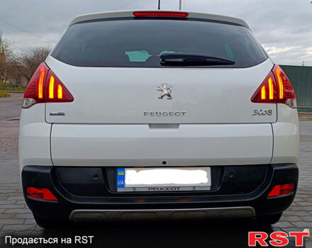 Белый Пежо 3008, объемом двигателя 1.6 л и пробегом 144 тыс. км за 14000 $, фото 10 на Automoto.ua
