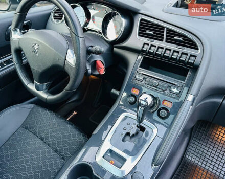 Белый Пежо 3008, объемом двигателя 1.6 л и пробегом 103 тыс. км за 10800 $, фото 7 на Automoto.ua