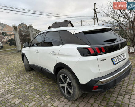 Белый Пежо 3008, объемом двигателя 2 л и пробегом 129 тыс. км за 19900 $, фото 4 на Automoto.ua