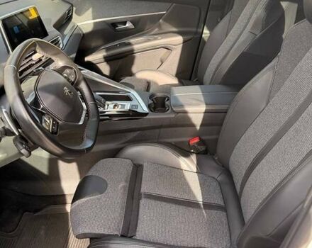 Белый Пежо 3008, объемом двигателя 2 л и пробегом 59 тыс. км за 24700 $, фото 6 на Automoto.ua