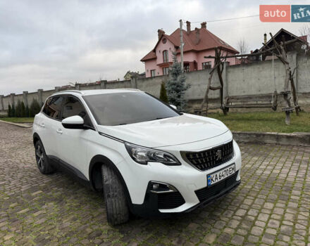 Белый Пежо 3008, объемом двигателя 2 л и пробегом 129 тыс. км за 19900 $, фото 1 на Automoto.ua