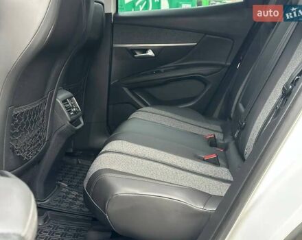 Белый Пежо 3008, объемом двигателя 2 л и пробегом 241 тыс. км за 16174 $, фото 15 на Automoto.ua