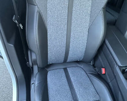 Білий Пежо 3008, об'ємом двигуна 1.56 л та пробігом 127 тис. км за 18900 $, фото 28 на Automoto.ua