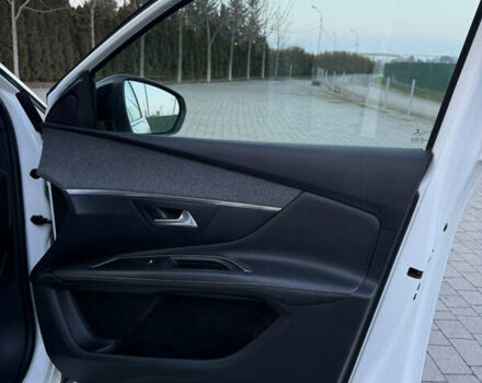 Белый Пежо 3008, объемом двигателя 1.6 л и пробегом 185 тыс. км за 18950 $, фото 67 на Automoto.ua