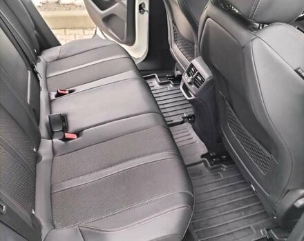 Белый Пежо 3008, объемом двигателя 1.56 л и пробегом 115 тыс. км за 18900 $, фото 16 на Automoto.ua