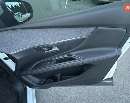 Білий Пежо 3008, об'ємом двигуна 1.56 л та пробігом 127 тис. км за 18900 $, фото 29 на Automoto.ua