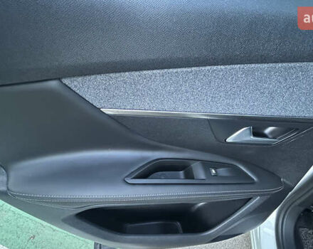 Білий Пежо 3008, об'ємом двигуна 1.56 л та пробігом 127 тис. км за 18900 $, фото 20 на Automoto.ua