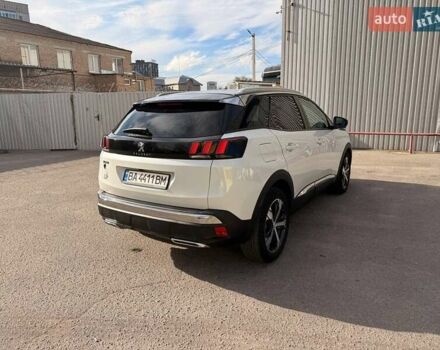 Белый Пежо 3008, объемом двигателя 2 л и пробегом 59 тыс. км за 24700 $, фото 2 на Automoto.ua