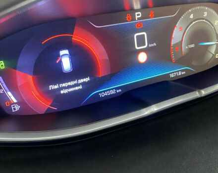 Белый Пежо 3008, объемом двигателя 2 л и пробегом 104 тыс. км за 22000 $, фото 9 на Automoto.ua