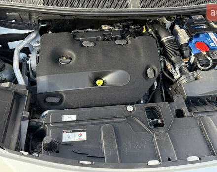 Білий Пежо 3008, об'ємом двигуна 2 л та пробігом 81 тис. км за 22900 $, фото 22 на Automoto.ua