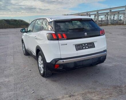 Белый Пежо 3008, объемом двигателя 1.5 л и пробегом 240 тыс. км за 15950 $, фото 6 на Automoto.ua