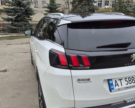 Белый Пежо 3008, объемом двигателя 2 л и пробегом 204 тыс. км за 23600 $, фото 3 на Automoto.ua