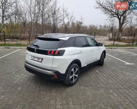 Белый Пежо 3008, объемом двигателя 2 л и пробегом 200 тыс. км за 20500 $, фото 10 на Automoto.ua