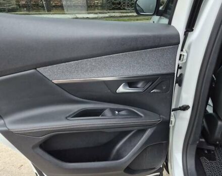 Белый Пежо 3008, объемом двигателя 2 л и пробегом 204 тыс. км за 23600 $, фото 16 на Automoto.ua