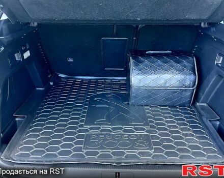 Белый Пежо 3008, объемом двигателя 1.5 л и пробегом 135 тыс. км за 20000 $, фото 7 на Automoto.ua