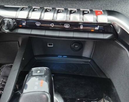 Белый Пежо 3008, объемом двигателя 2 л и пробегом 204 тыс. км за 23600 $, фото 26 на Automoto.ua